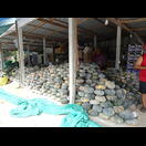 Oft wird in den Shops vorwiegend ein Produkt, das jedoch in großer Menge angeboten